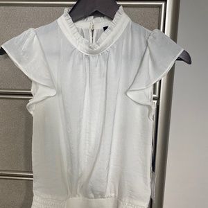 1.State sleeveless blouse